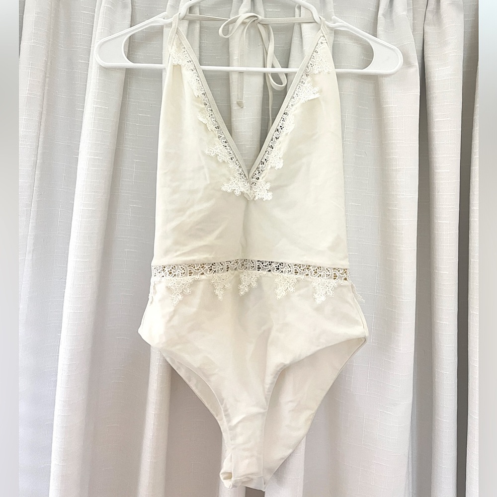 Tularosa lace detail one piece